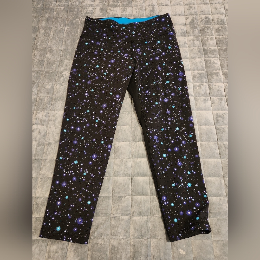 Victoria's Secret Cosmic Capri Leggings